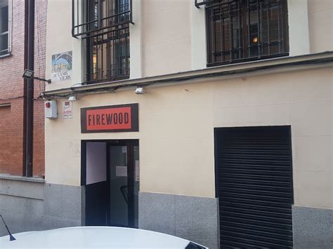 opiniones de firewood gay bar madrid|FIREWOOD